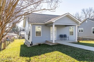 1732 Jourolman Ave, Unit 4R in Knoxville, TN - Building Photo - Building Photo