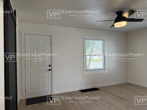 1335 Dousman St in Green Bay, WI - Building Photo - Building Photo