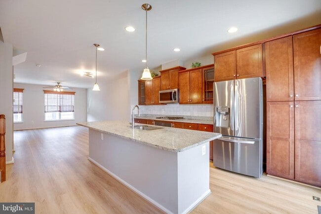 11774 Lake Baldwin Dr in Linton Hall, VA - Building Photo - Building Photo