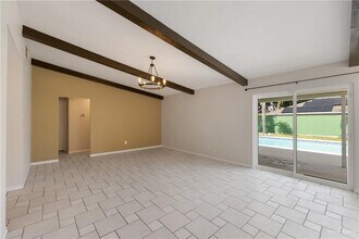 18 Martin Ave in McAllen, TX - Building Photo - Building Photo