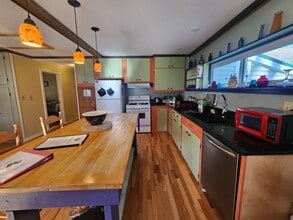 832 W Fulton Rd in West Fulton, NY - Building Photo - Building Photo