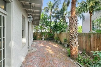 1216 Camp St, Unit 306 in New Orleans, LA - Building Photo - Building Photo