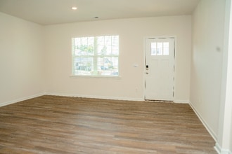 217 Giant Oak Ave in Statesville, NC - Building Photo - Building Photo