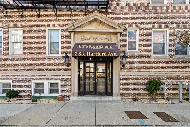 2 S Hartford Ave in Atlantic City, NJ - Building Photo - Building Photo