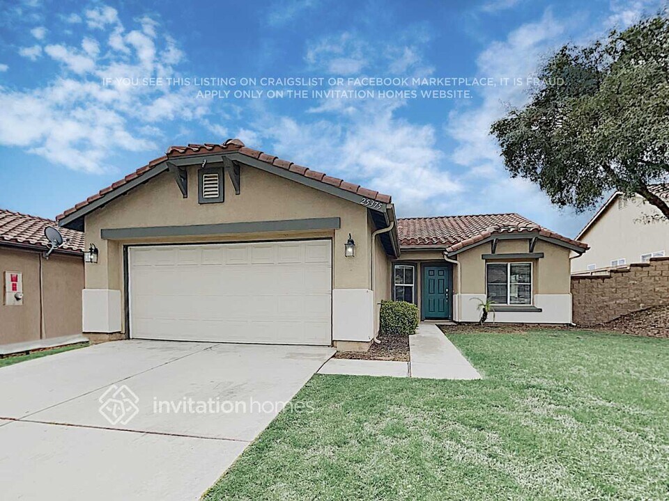 25375 Mountain Springs St in Menifee, CA - Building Photo