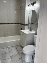 30 Lafayette Park, Unit 3 in Lynn, MA - Foto de edificio - Building Photo
