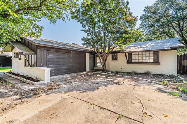 property at 1018 McCallum Dr