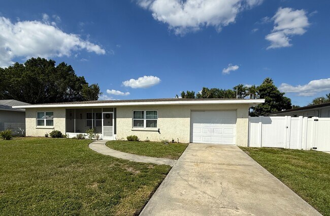 2309 Tulip St in Sarasota, FL - Building Photo - Building Photo