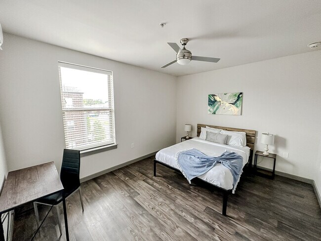 111 E 4th St-Unit -ID1036787P in North Little Rock, AR - Building Photo - Building Photo