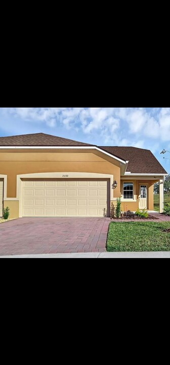 2680 Spider Lily Ct in Clermont, FL - Building Photo