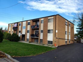 115 Hexam St in Cambridge, ON - Building Photo