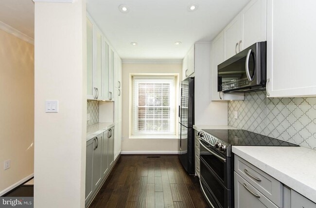 734 N Vermont St in Arlington, VA - Building Photo - Building Photo