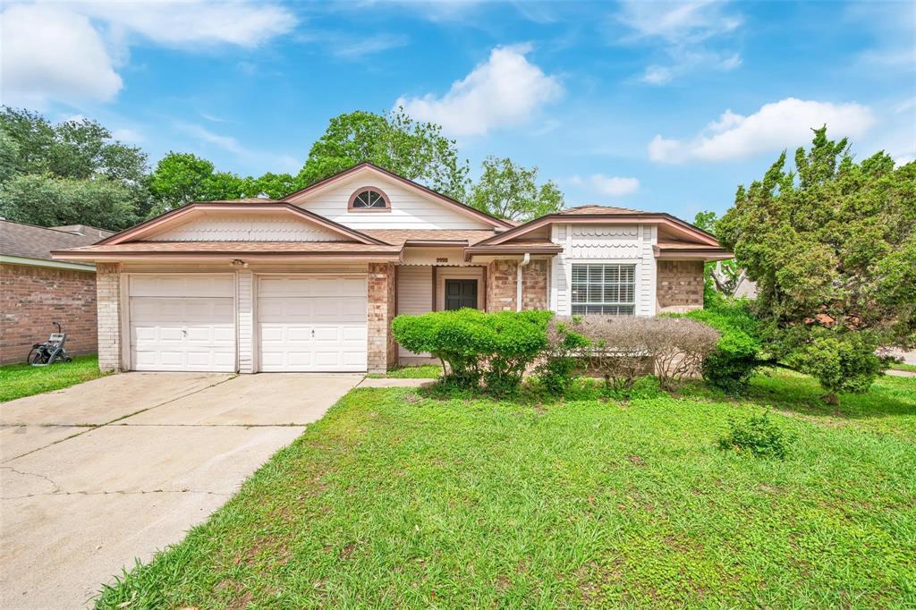 2955 High Plains Dr in Katy, TX - Building Photo