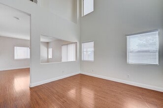 1375 Stillwater Bridge St in Las Vegas, NV - Building Photo - Building Photo