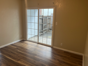 1531-1533 Swarthout Ct in Tracy, CA - Foto de edificio - Building Photo