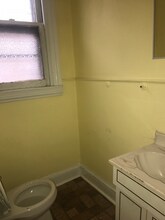 42 W Duval St in Philadelphia, PA - Building Photo - Building Photo