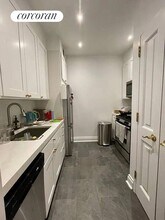 350 E 82nd St in New York, NY - Building Photo - Building Photo