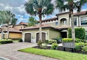 1303 Verde Dr in Naples, FL - Building Photo