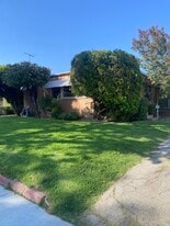 150 N Beachwood Dr, Unit B