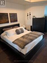 11 Bronte Rd in Oakville, ON - Building Photo - Building Photo