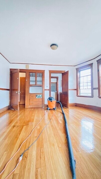 19 Champney St in Boston, MA - Building Photo