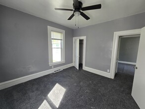 1122 E 6th Ave in Monmouth, IL - Building Photo - Building Photo