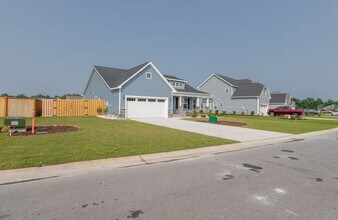 432 Pebble Shore Dr in North Topsail Beach, NC - Building Photo - Building Photo