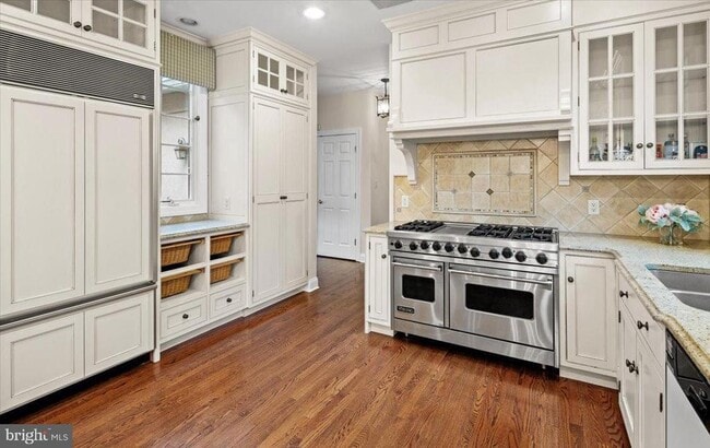 12 Windermere Way in Princeton, NJ - Building Photo - Building Photo