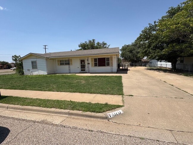property at 1020 2nd St