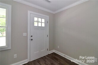 3973 Newhall Dr NW in Hickory, NC - Building Photo - Building Photo