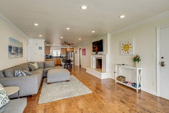 1039 Coast Blvd in San Diego, CA - Building Photo - Building Photo