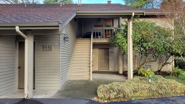 property at 1109 Bellefield Park Ln