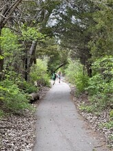 Magnolia Lake Apartments in Wichita, KS - Foto de edificio - Building Photo