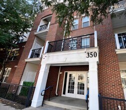 350 W Elm St, Unit 3101 in Conshohocken, PA - Foto de edificio - Building Photo