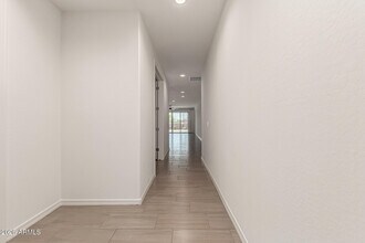 17973 W Ashley Dr in Goodyear, AZ - Building Photo - Building Photo