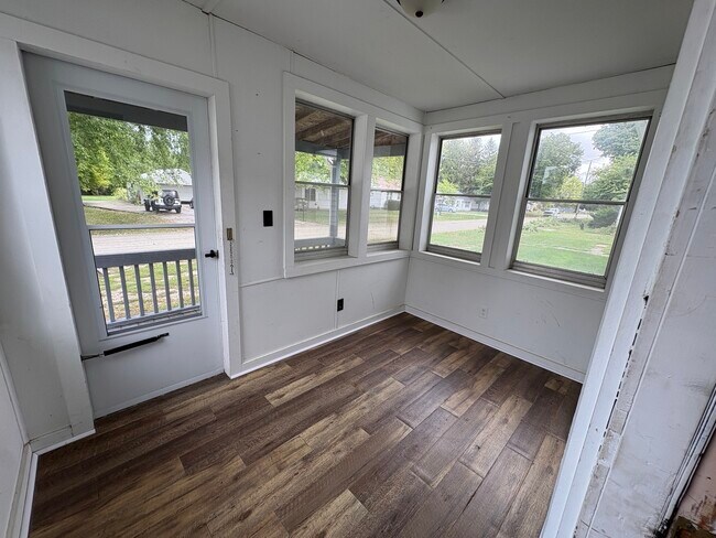 621 W Winthrop St in Earlville, IL - Building Photo - Building Photo