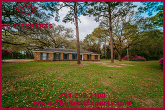10470 Old Pascagoula Rd in Grand Bay, AL - Building Photo - Building Photo