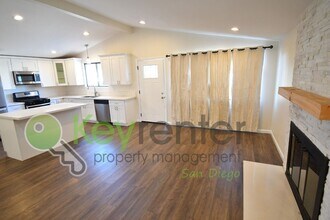 2604 Palace Dr in San Diego, CA - Building Photo - Building Photo