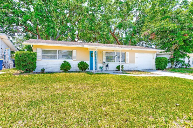 1433 Spring Ln in Clearwater, FL - Building Photo