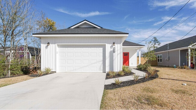 property at 2910 Clearview Ave