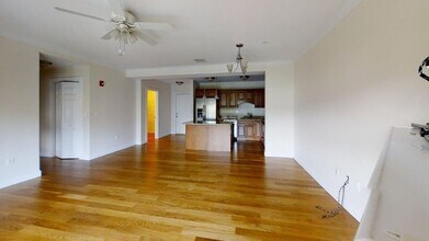 560 Lebanon St in Melrose, MA - Building Photo - Building Photo