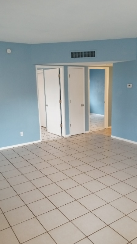 2335 N Dodge Blvd in Tucson, AZ - Building Photo - Building Photo