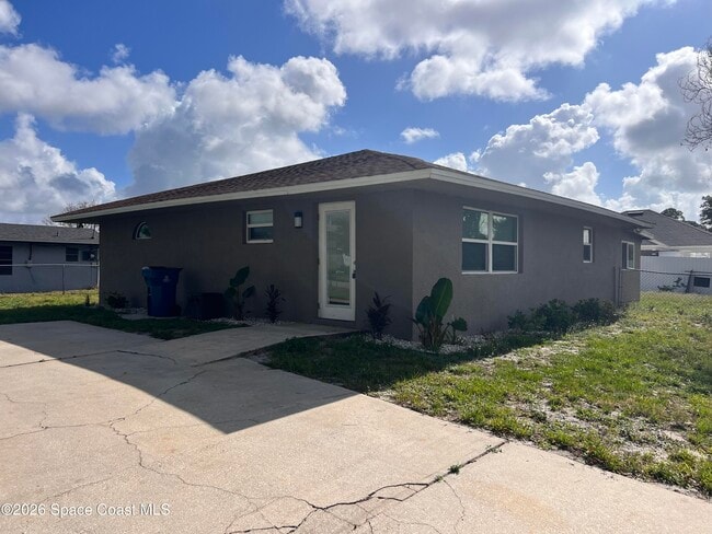property at 741 Frisco St SE