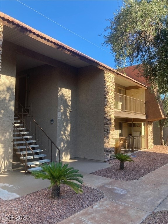 property at 5152 River Glen Dr