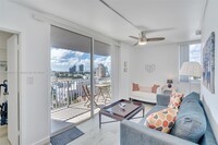 1233 Collins Ave, Unit 903 in Miami Beach, FL - Building Photo - Building Photo