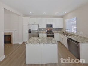 2290 St Claire Dr in Colorado Springs, CO - Building Photo - Building Photo