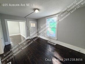105 Auburn Ave NE in Grand Rapids, MI - Foto de edificio - Building Photo