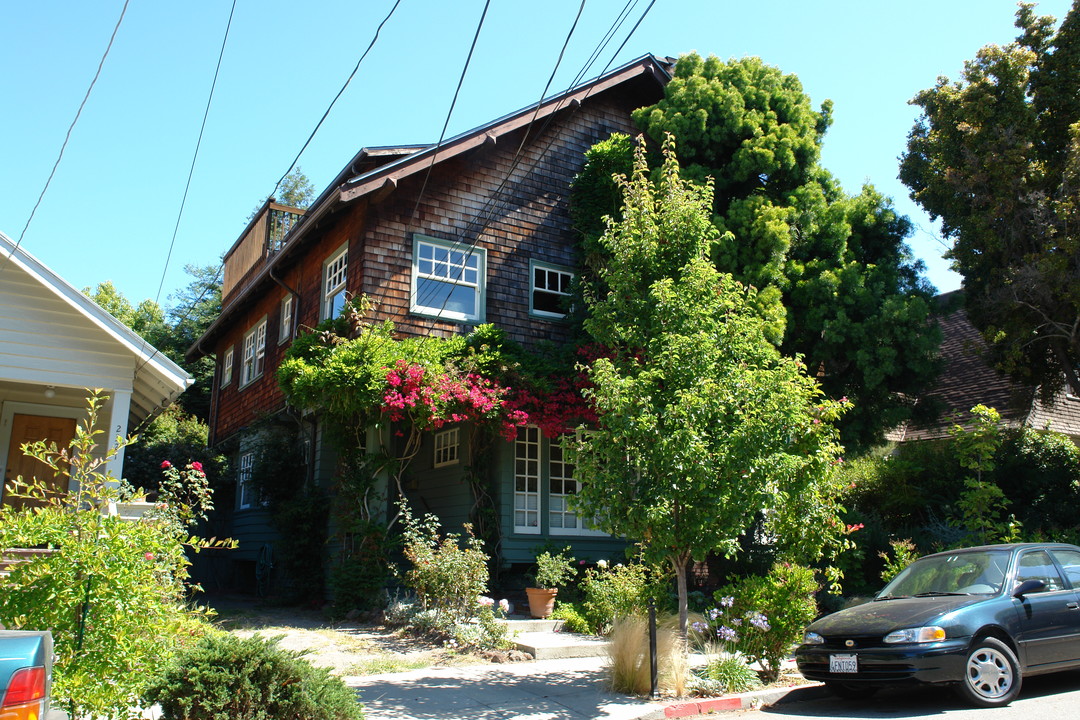 2323-2325 Howe St in Berkeley, CA - Building Photo