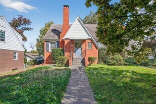 3225 Chestnut St NE in Washington, DC - Building Photo