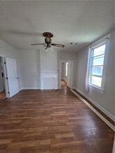 200 Iris Ave in Jefferson, LA - Building Photo - Building Photo